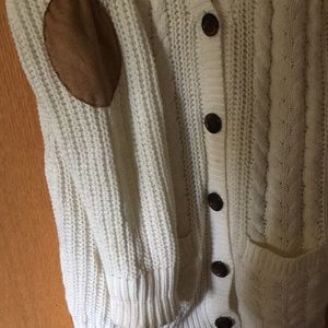 Cable knit cardigan w/ elbow pads